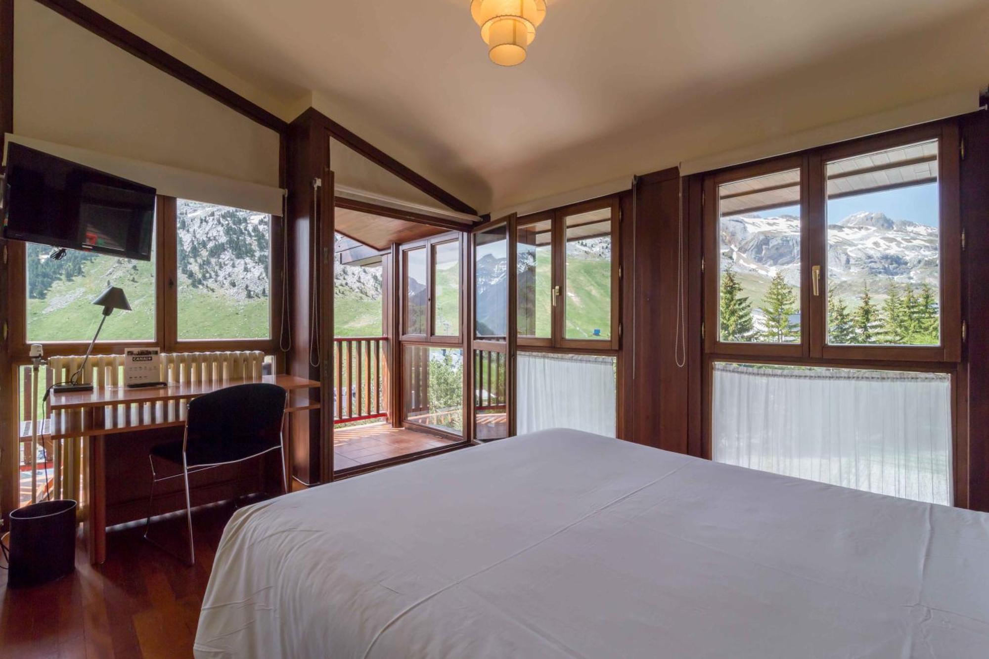 Snoe Hotel Candanchu Room photo