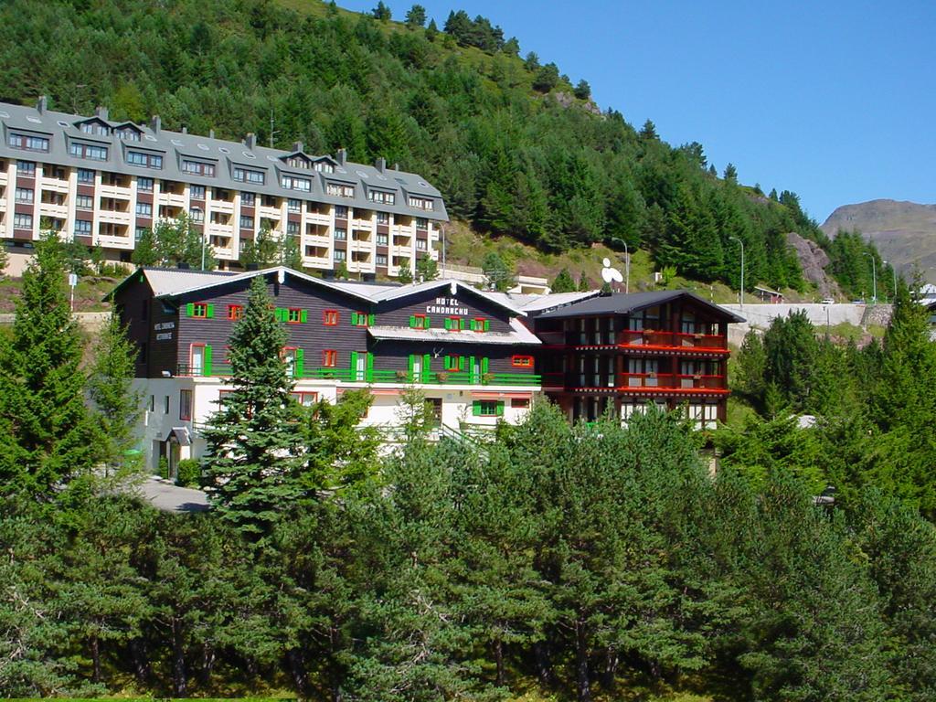 Snoe Hotel Candanchu Exterior photo