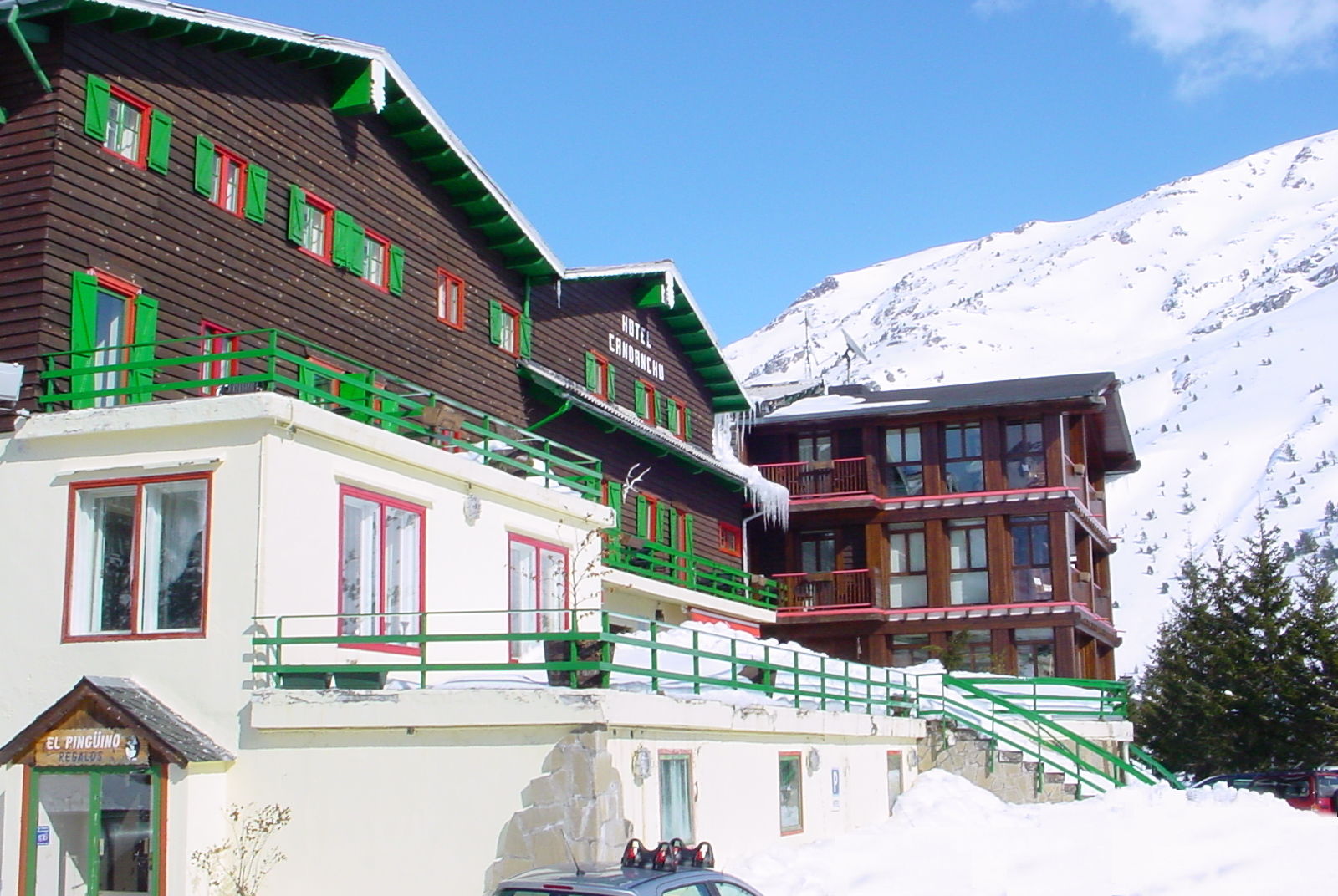 Snoe Hotel Candanchu Exterior photo
